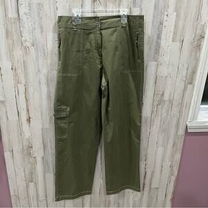 NWT Chicos Tripoli Cargo Straight Leg Pants Deep Woods Green